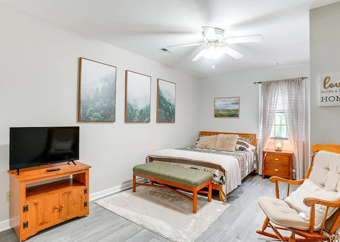 Mcgaheysville Home With Screened Porch And Gas Grill!
